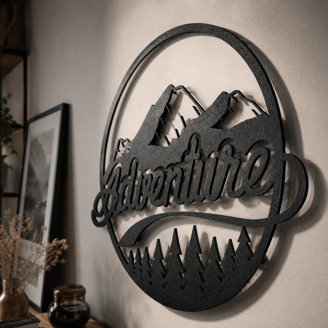 Close-up van het premium 1.5mm dikke staal van de avontuurlijke wandkunst. Close-up of the premium 1.5mm thick steel on the adventure wall art.