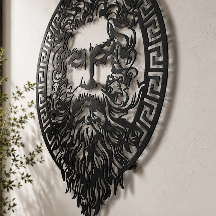 Close-up van het premium 1.5mm dikke staal van het Griekse patroon. Close-up of the premium 1.5mm thick steel on the Greek pattern wall art.