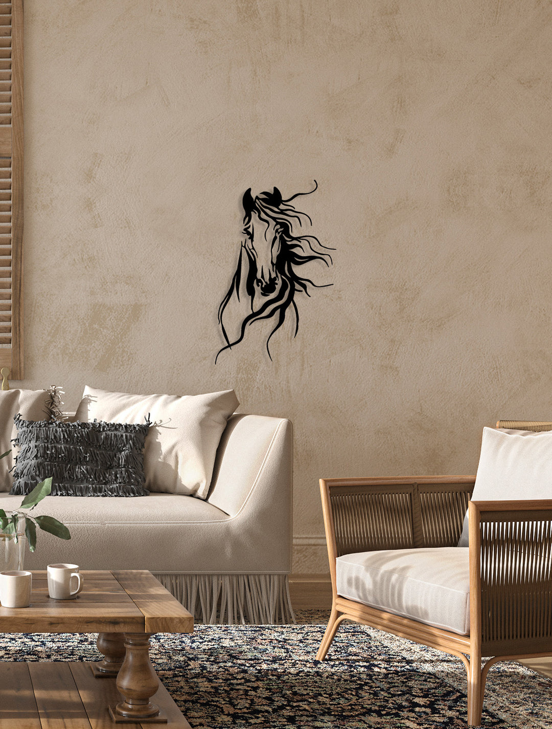 Detailopname van de metalen paard wanddecoratie. Het premium design en 1.5mm staal creëren een indrukwekkend 3D-schaduweffect op de muur.